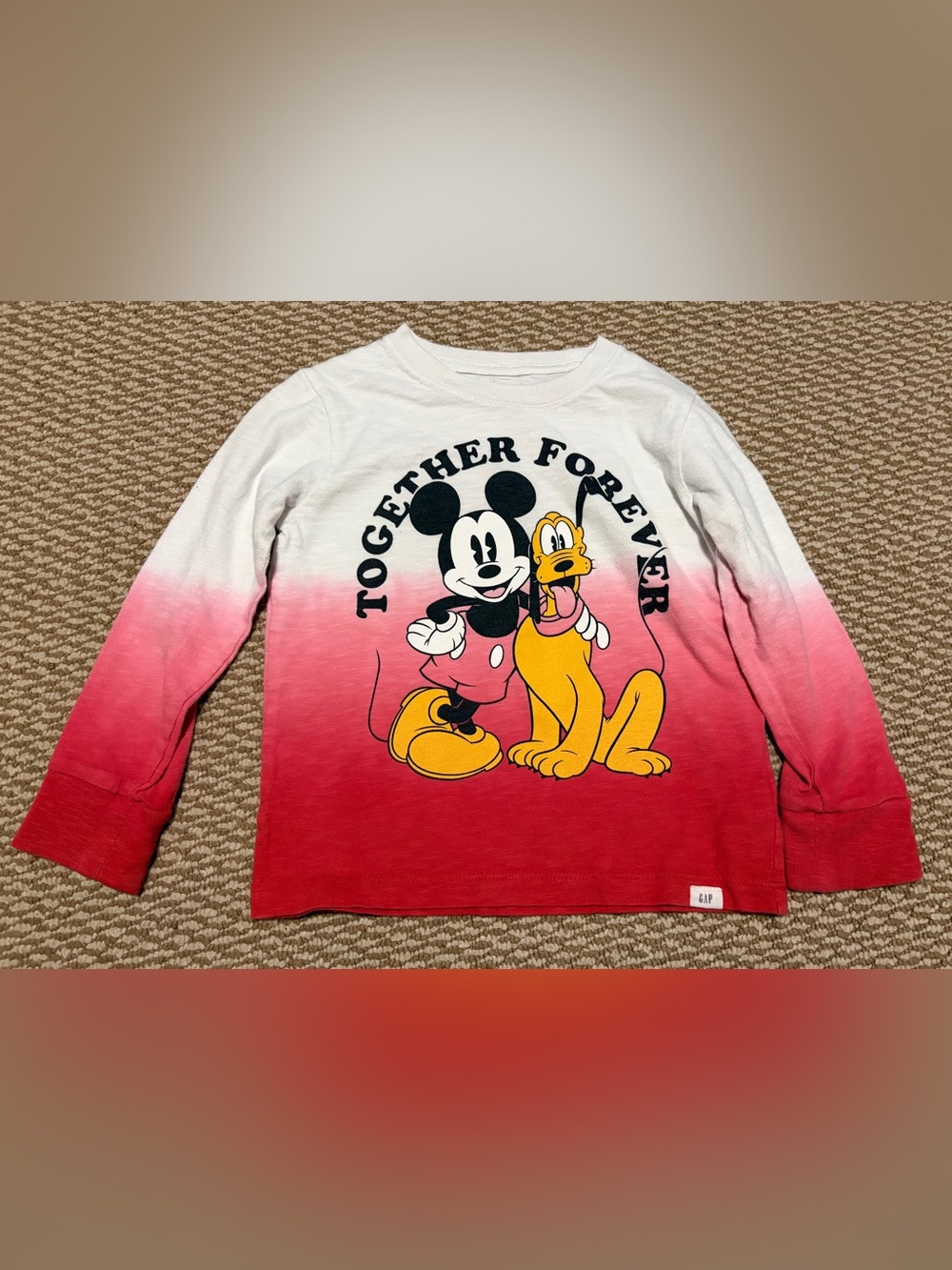 Baby gap red to White Ombre disney Mickey & Pluto Long-Sleeve Tee size 4T